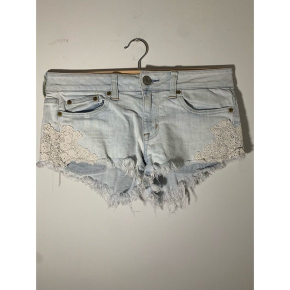 American Eagle Patterned Stretch Jean Shorts - Size 2 - Picture 1 of 3